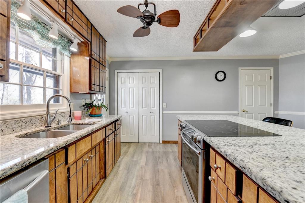 3081 Simpson Park Road Gainesville, GA 30506 - Photo 9 of 26 Gallery Image 9