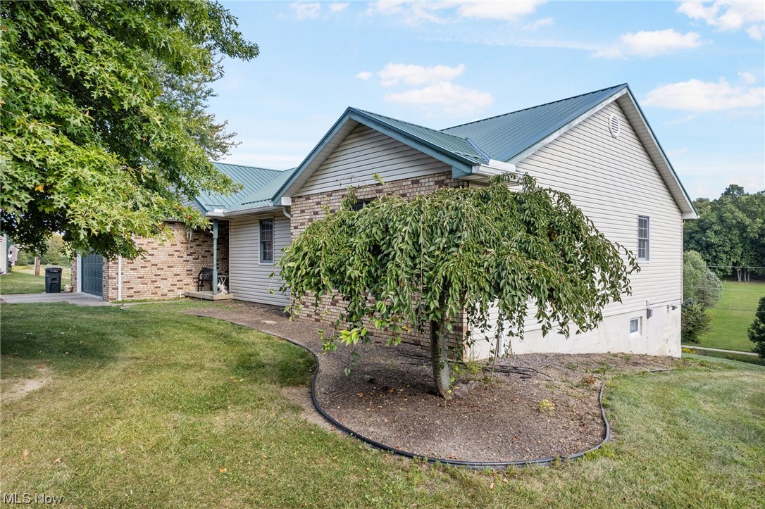 2309 Tabor Ridge Road Northeast New Philadelphia, OH 44663 - Photo 3 of 35 Gallery Image 3