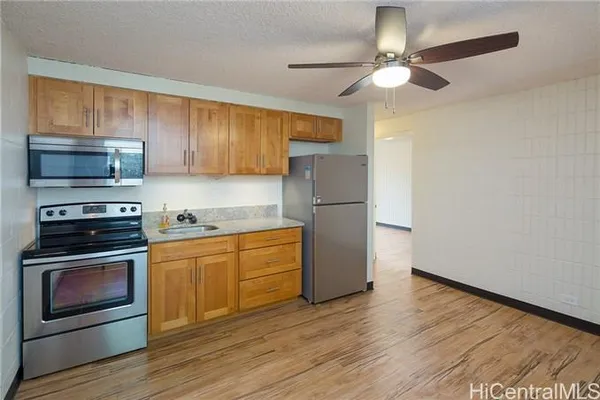 $2,100 | 2140 10th Avenue, Unit 201A, Honolulu, HI 96816