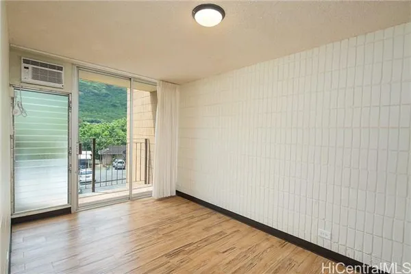 $2,100 | 2140 10th Avenue, Unit 201A, Honolulu, HI 96816