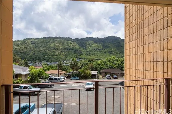 $2,100 | 2140 10th Avenue, Unit 201A, Honolulu, HI 96816