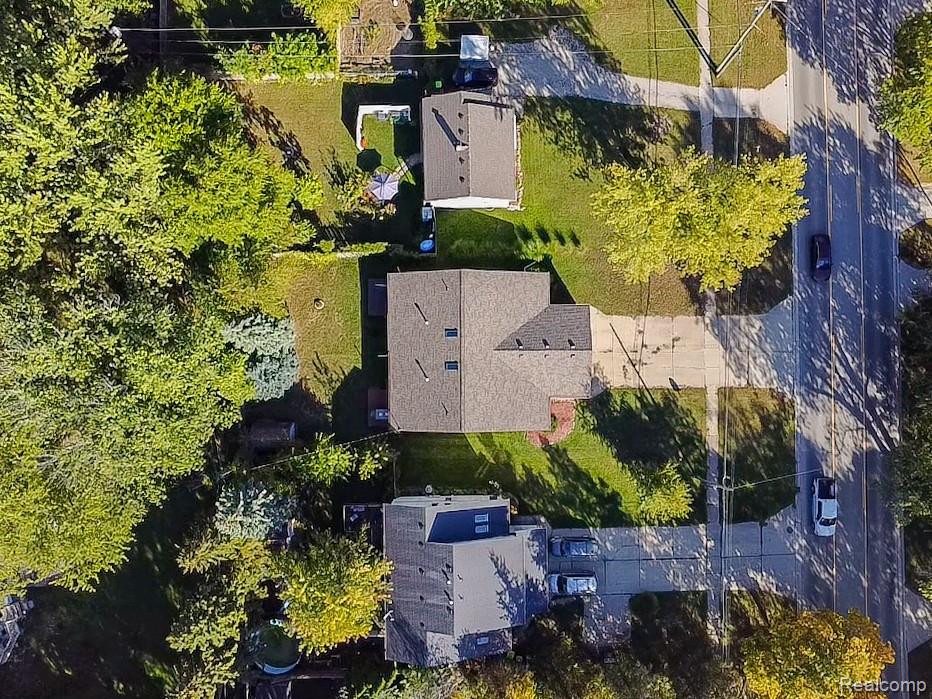 914 North Road Fenton, MI 48430 - Photo 50 of 57