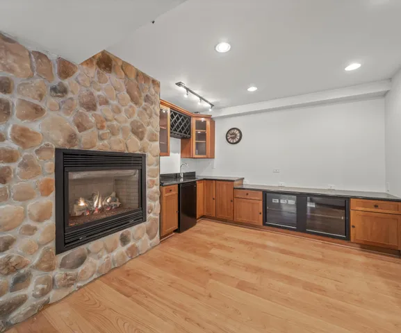 $3,550 | 1696 Reserve Court, Ann Arbor, MI 48103