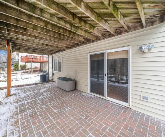 $3,550 | 1696 Reserve Court, Ann Arbor, MI 48103