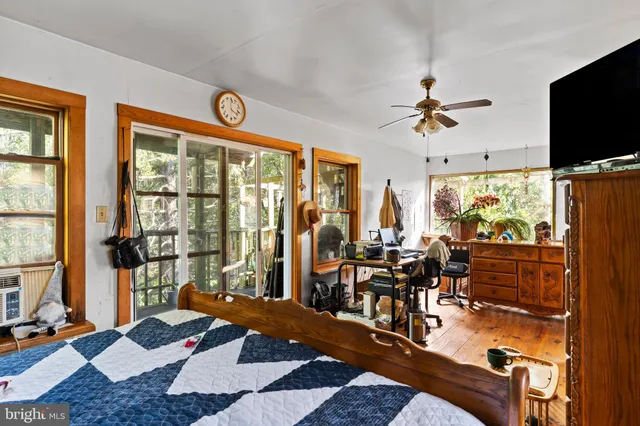 $230,000 | 720 Conodoguinet Avenue, Carlisle, PA 17015