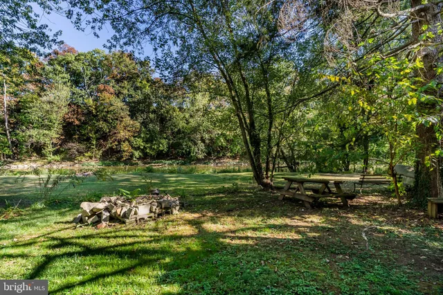 $230,000 | 720 Conodoguinet Avenue, Carlisle, PA 17015