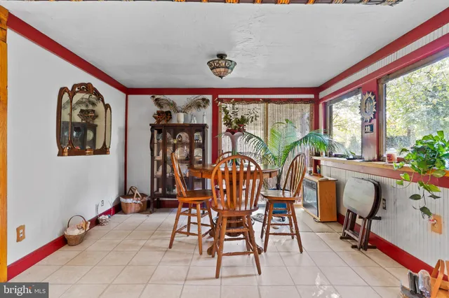 $230,000 | 720 Conodoguinet Avenue, Carlisle, PA 17015