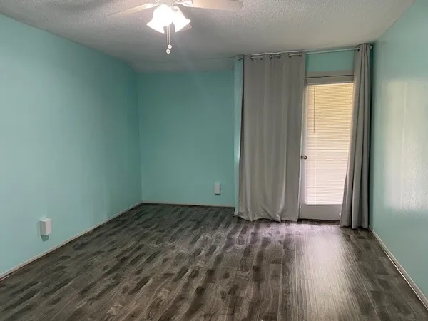 $149,900 | 2116 Casa Rio Circle, Dickinson, TX 77539