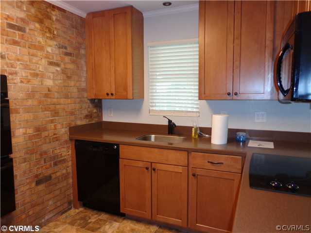 7005 Courthouse Road Prince George, VA 23875 - Photo 6 of 17 Kitchen