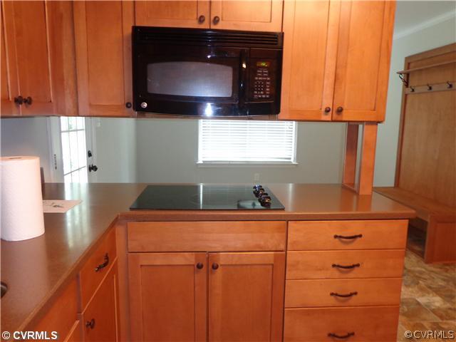 7005 Courthouse Road Prince George, VA 23875 - Photo 7 of 17 Kitchen