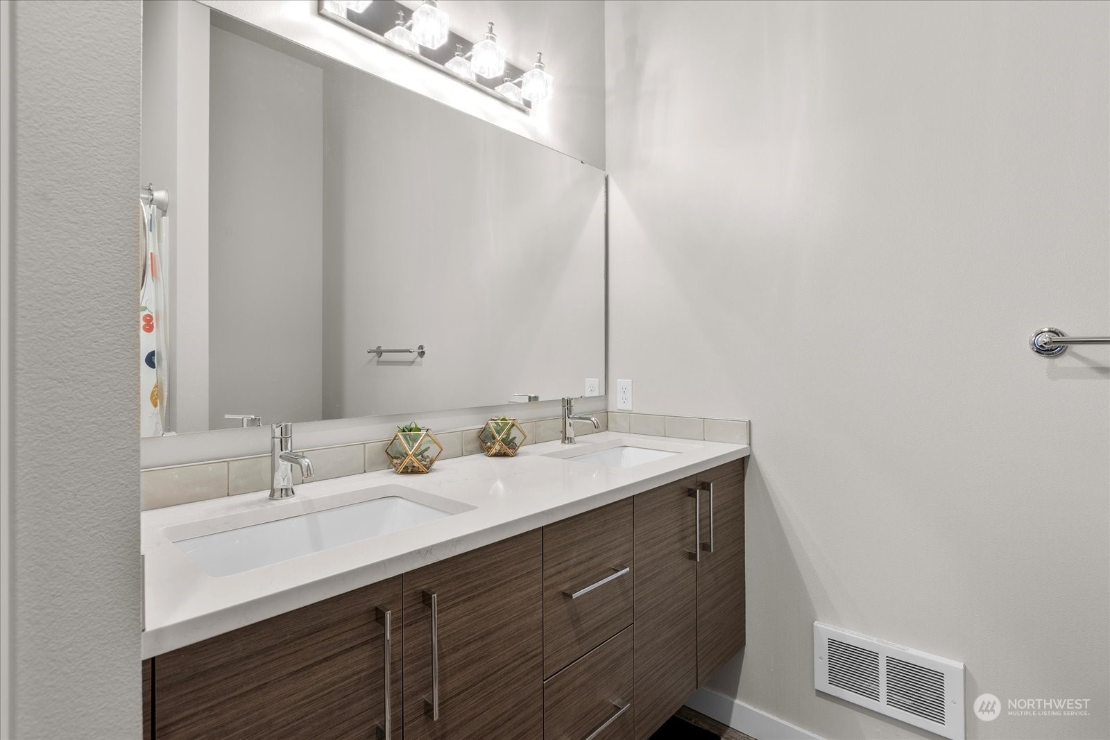 10625 Vernon Road, Unit A Lake Stevens, WA 98258 - Photo 18 of 29