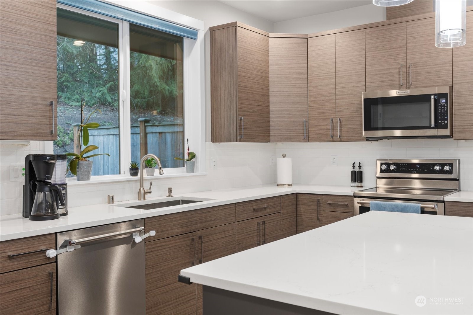 10625 Vernon Road, Unit A Lake Stevens, WA 98258 - Photo 7 of 29