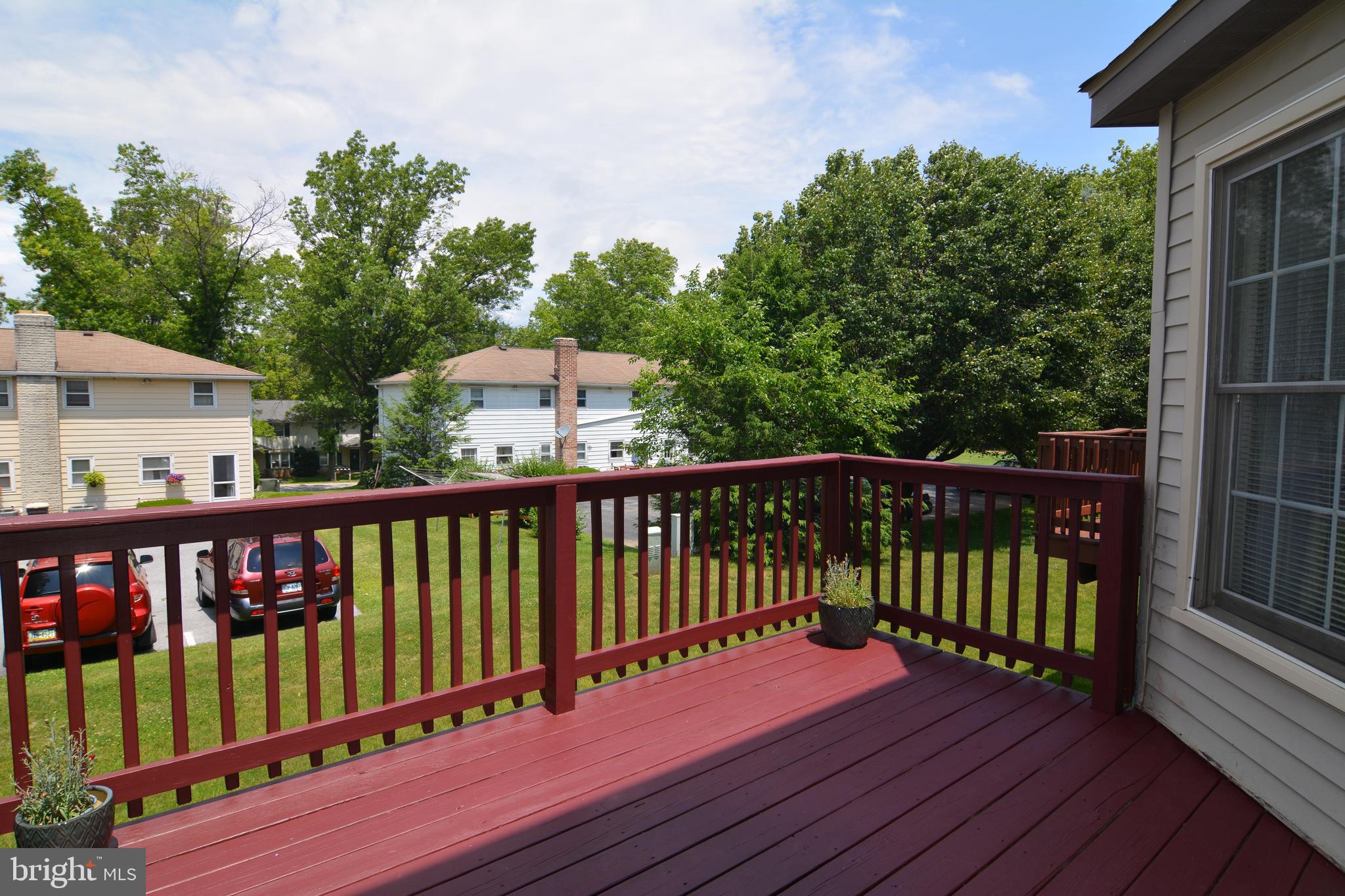 113 Oak Ridge Lane Dallastown, PA 17313 - Photo 16 of 39 Gallery Image 16