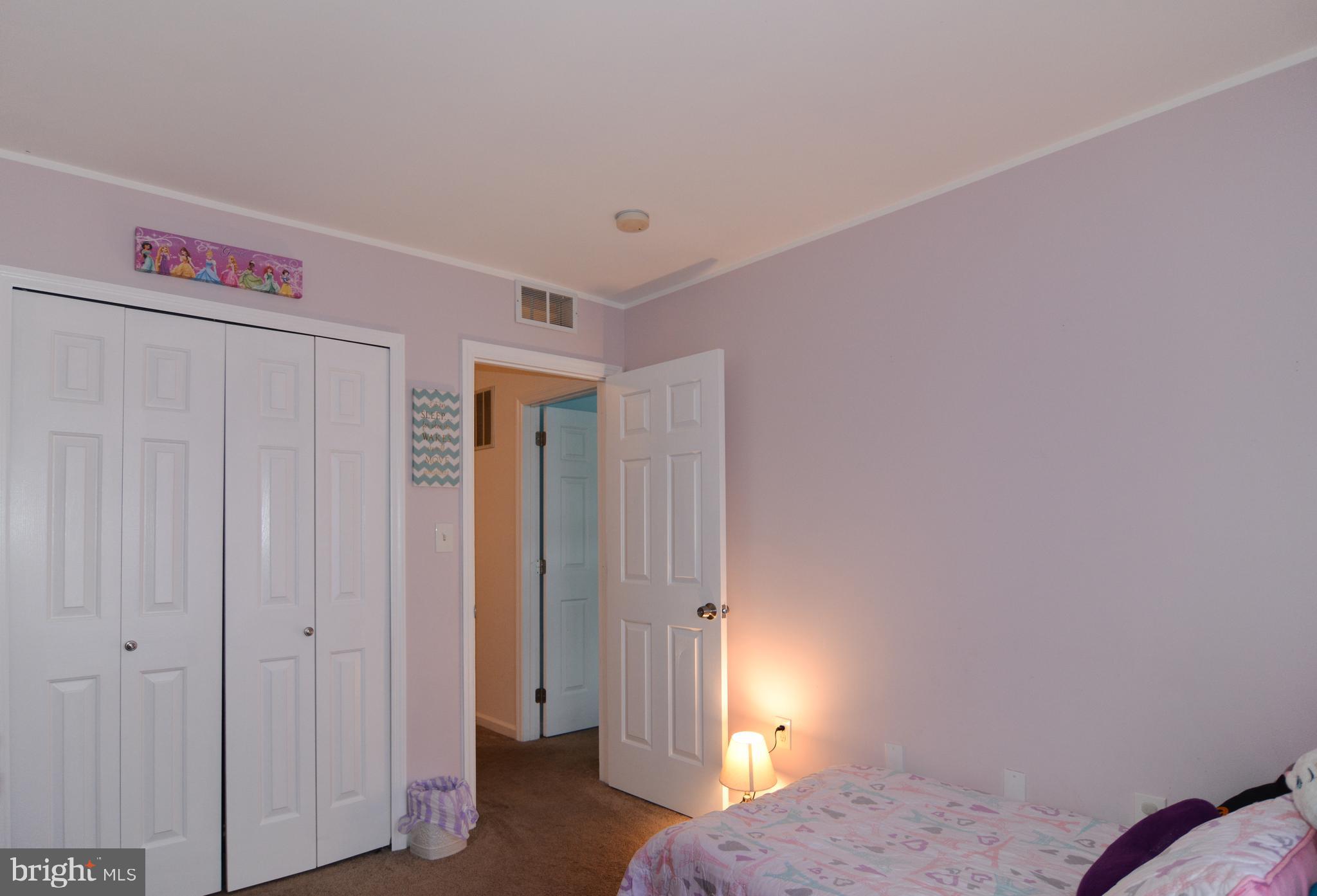 113 Oak Ridge Lane Dallastown, PA 17313 - Photo 29 of 39 Gallery Image 29