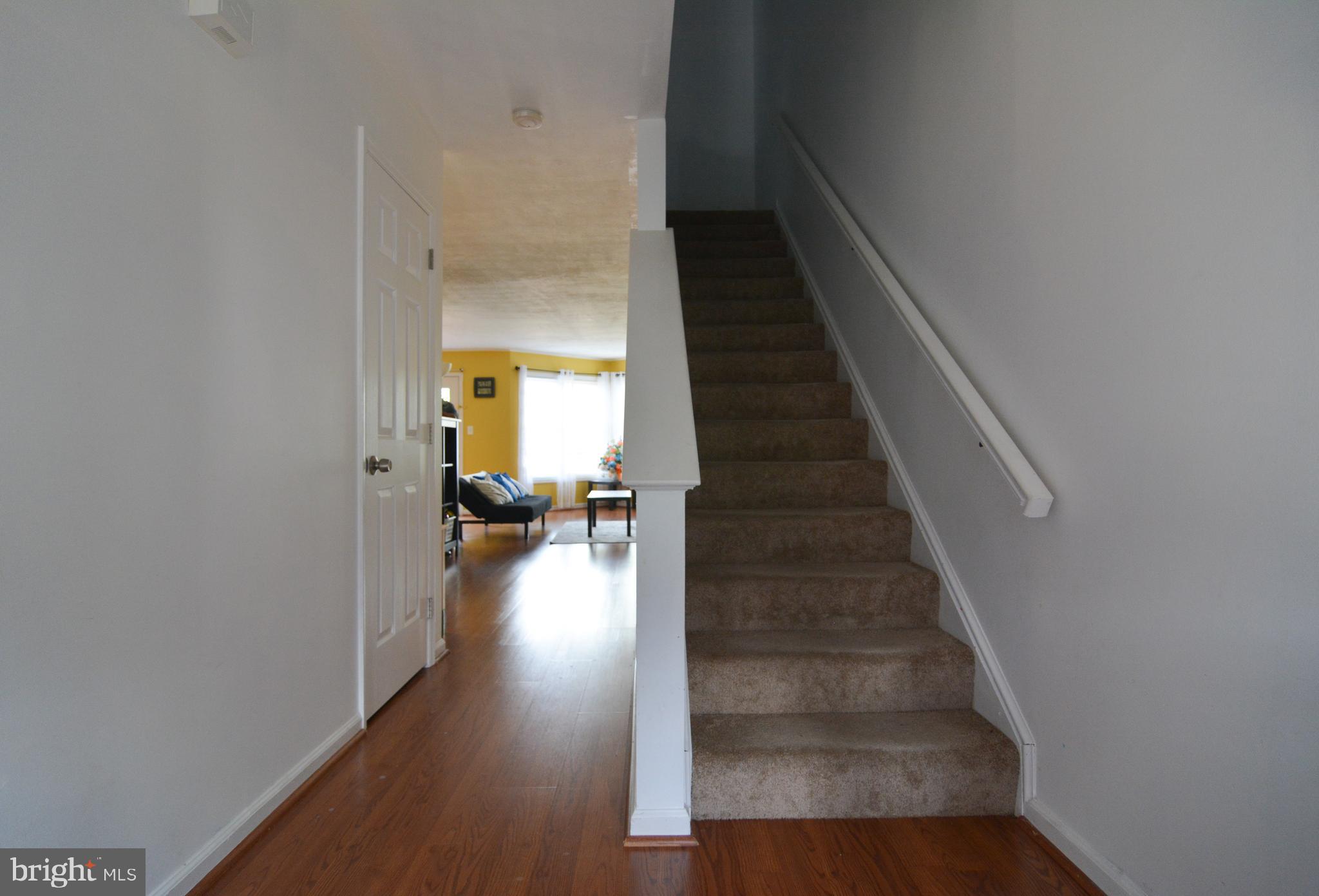 113 Oak Ridge Lane Dallastown, PA 17313 - Photo 4 of 39 Gallery Image 4
