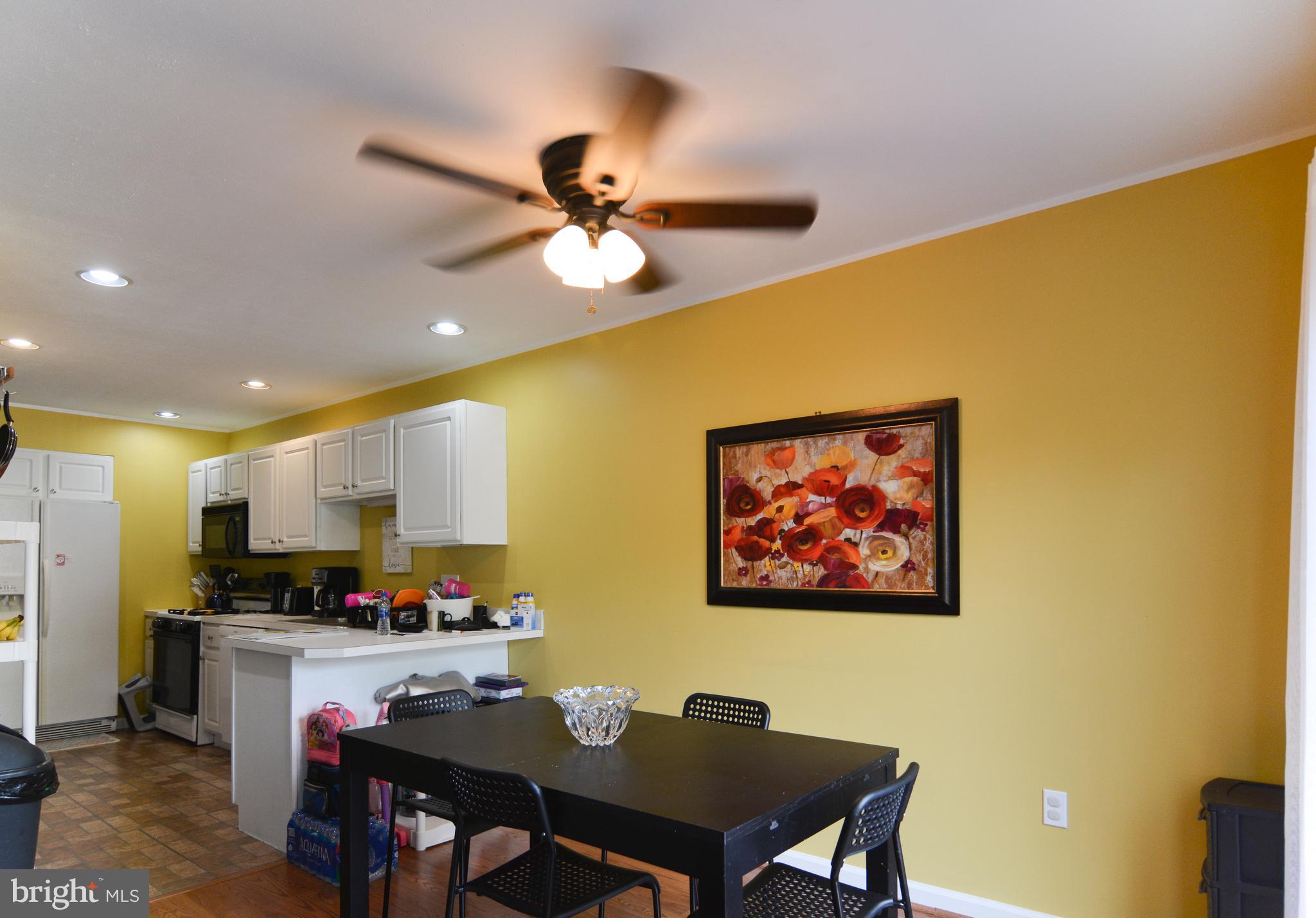113 Oak Ridge Lane Dallastown, PA 17313 - Photo 10 of 39 Gallery Image 10