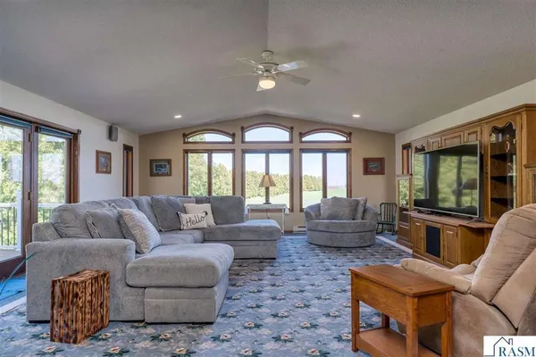 $314,900 | 6 Learig Lane, St. James, MN 56081
