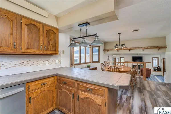 $314,900 | 6 Learig Lane, St. James, MN 56081