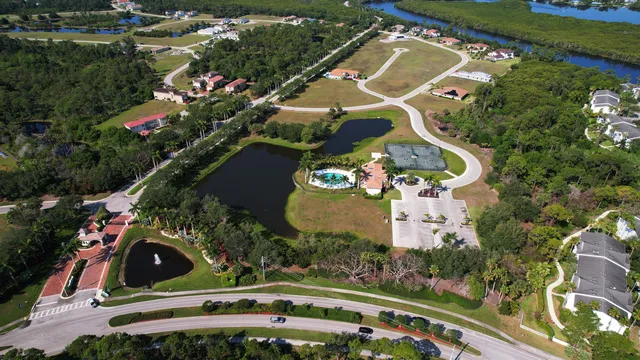 $949,900 | 179 Southeast Via Lago Garda, Port St. Lucie, FL 34952