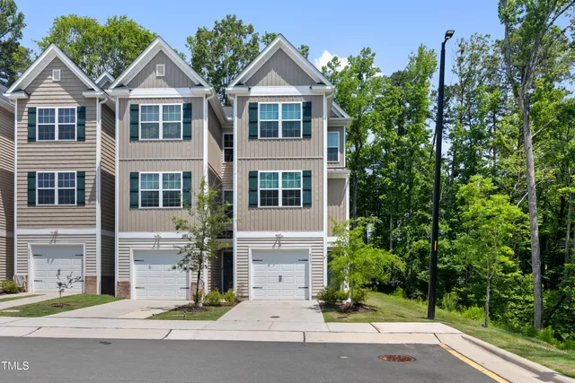 front view of house with a yard