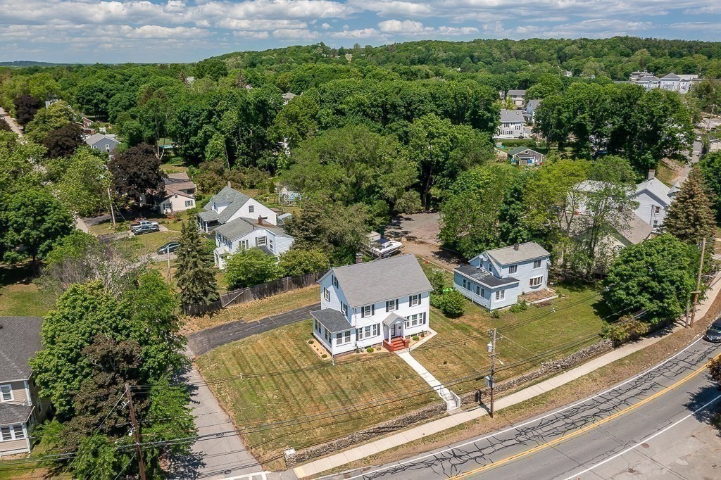 17 Topsfield Road Ipswich, MA 01938 - Photo 23 of 26