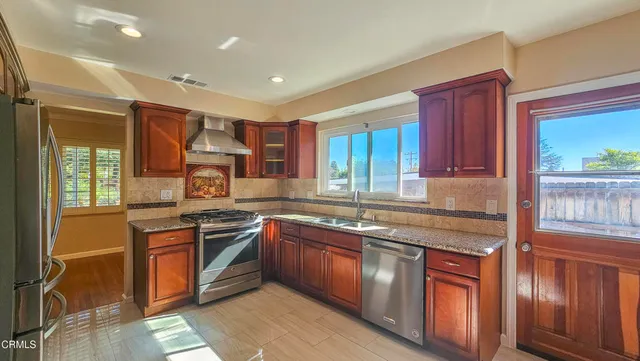 $4,750 | 4723 Rockland Place, La Canada Flintridge, CA 91011