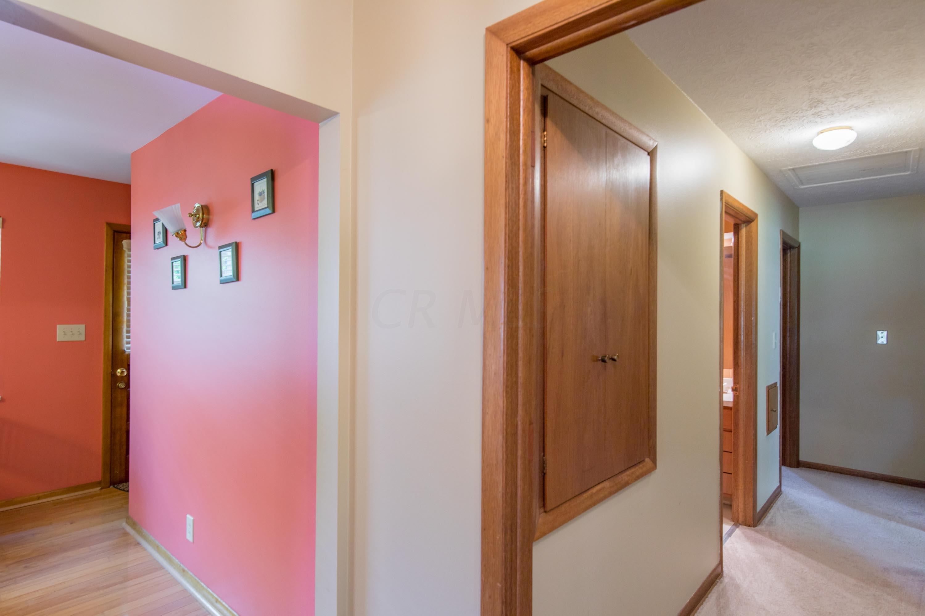 935 South Remington Road Bexley, OH 43209 - Photo 16 of 40