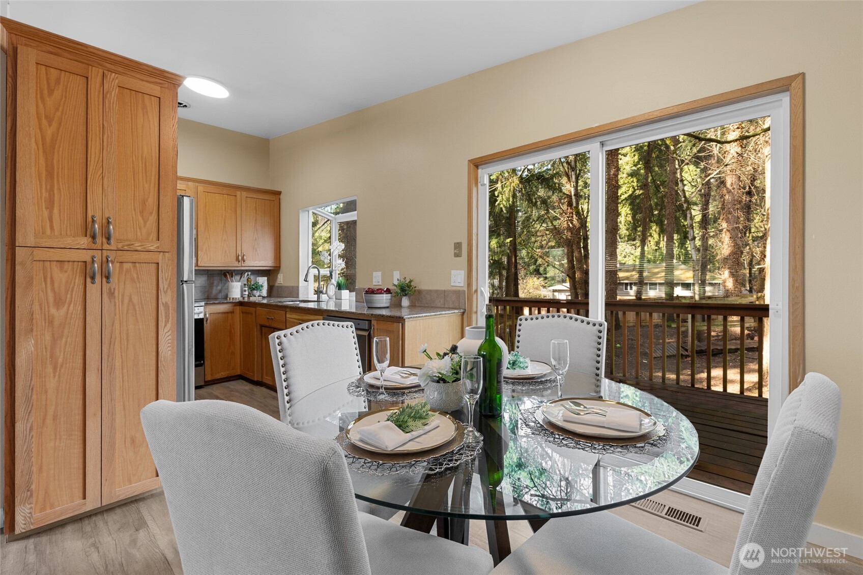 15024 Southeast 113th Street Renton, WA 98059 - Photo 8 of 31