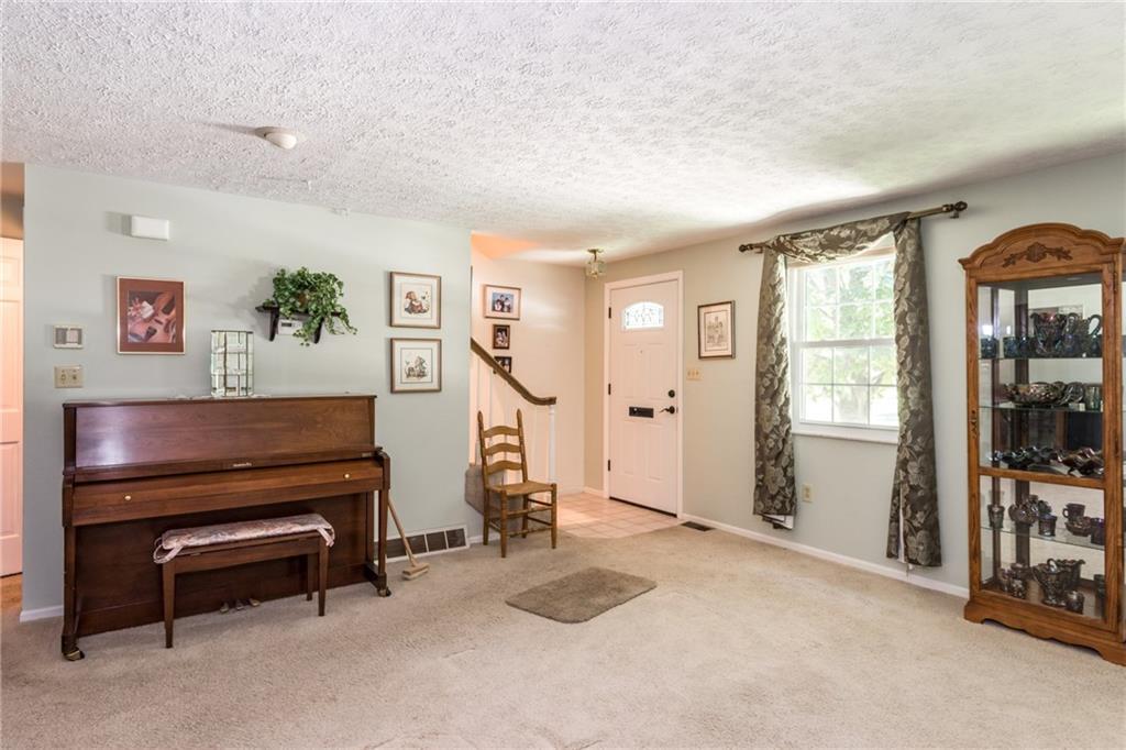 5865 Overbrooke Road Centerville, OH 45440 - Photo 5 of 32