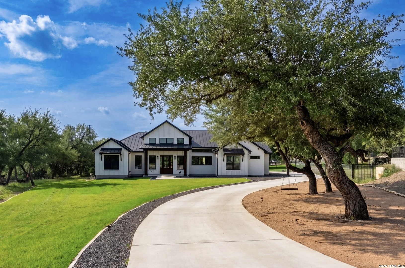 722 Post Oak Ridge Way Bulverde, TX 78163 - Photo 3 of 30