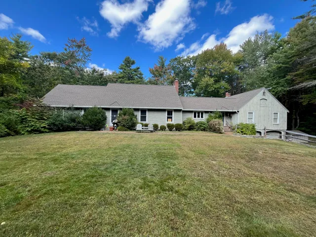 $1,250,000 | 135 Exeter Road, North Hampton, NH 03862
