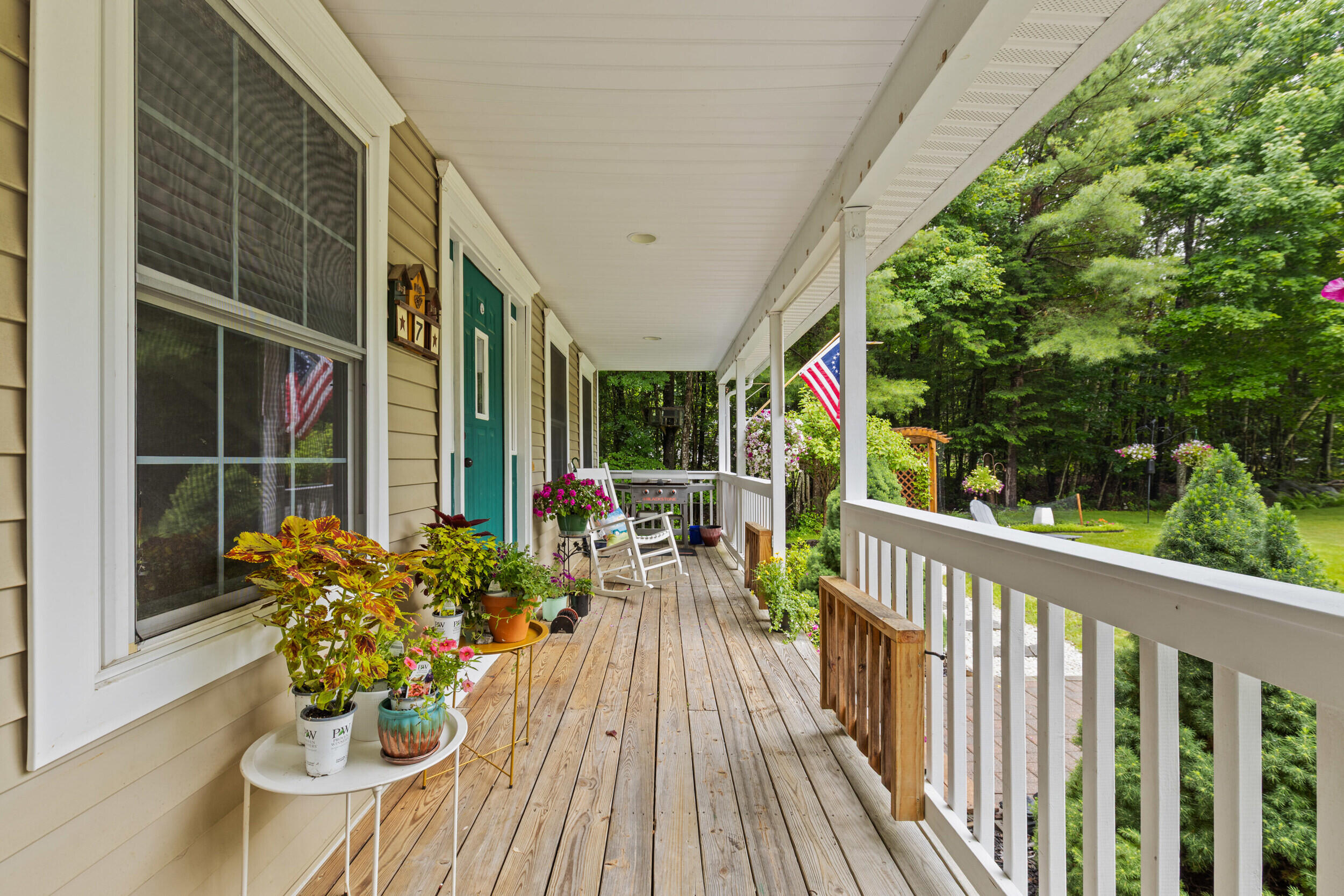 7 Chase Street Standish, ME 04084 - Photo 7 of 42 7 chase st, standish, me 04084, usa-39