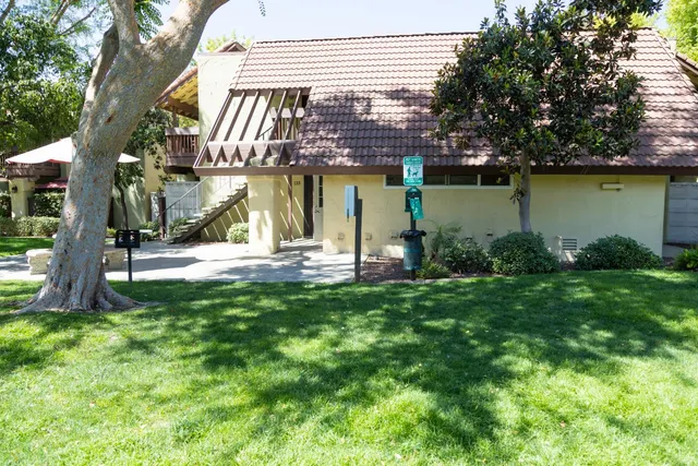 $195,189 | 2881 East Huntington Boulevard, Unit 153, Fresno, CA 93721