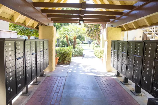 $195,189 | 2881 East Huntington Boulevard, Unit 153, Fresno, CA 93721