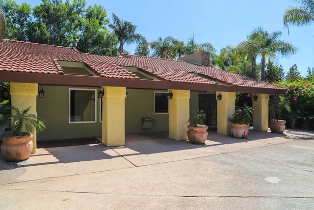 $195,189 | 2881 East Huntington Boulevard, Unit 153, Fresno, CA 93721