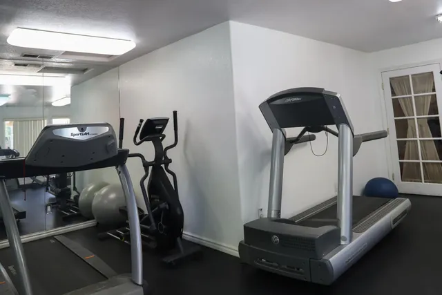 $195,189 | 2881 East Huntington Boulevard, Unit 153, Fresno, CA 93721