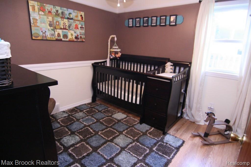 5572 Pine Knob Road Clarkston, MI 48346 - Photo 34 of 39 IMG_8758.jpg