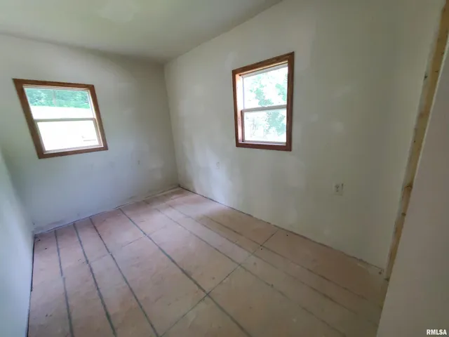 $77,000 | 12708 69th Avenue, Coal Valley, IL 61240