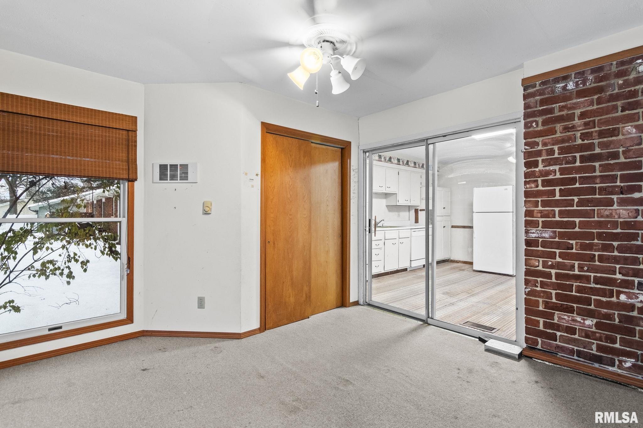 2108 Austin Drive Springfield, IL 62704 - Photo 16 of 42