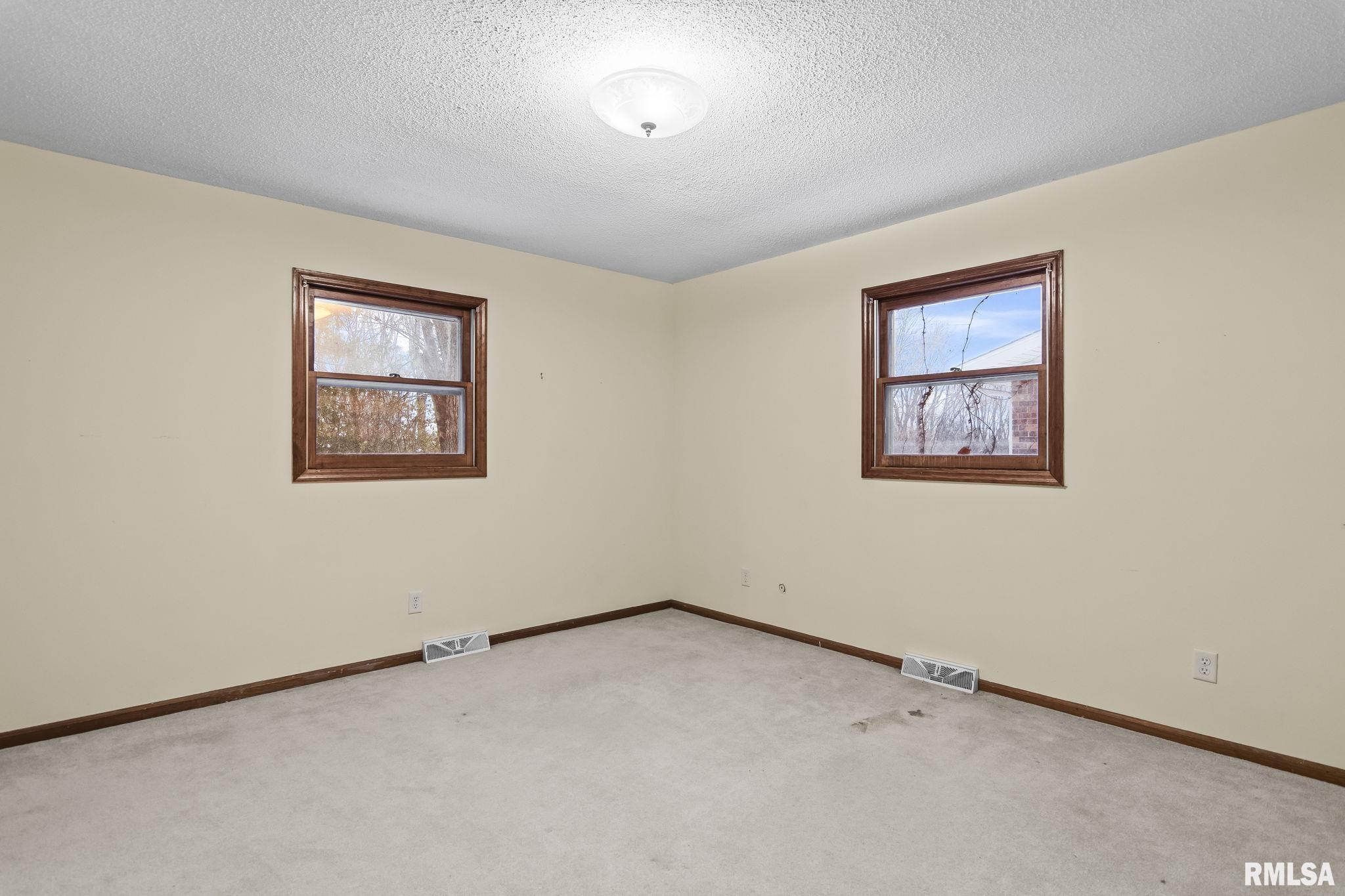 2108 Austin Drive Springfield, IL 62704 - Photo 26 of 42