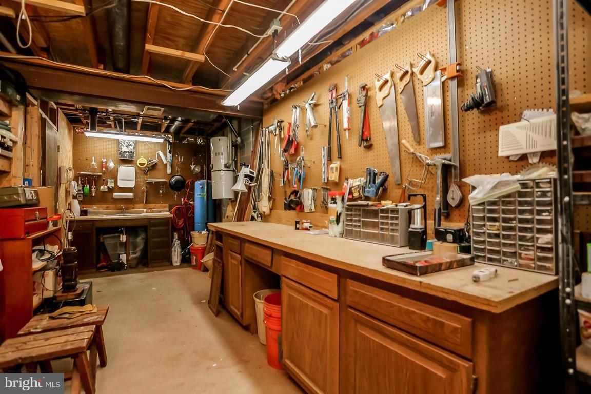 3828 Dumfries Road Catlett, VA 20119 - Photo 22 of 30 Workshop (Other View)