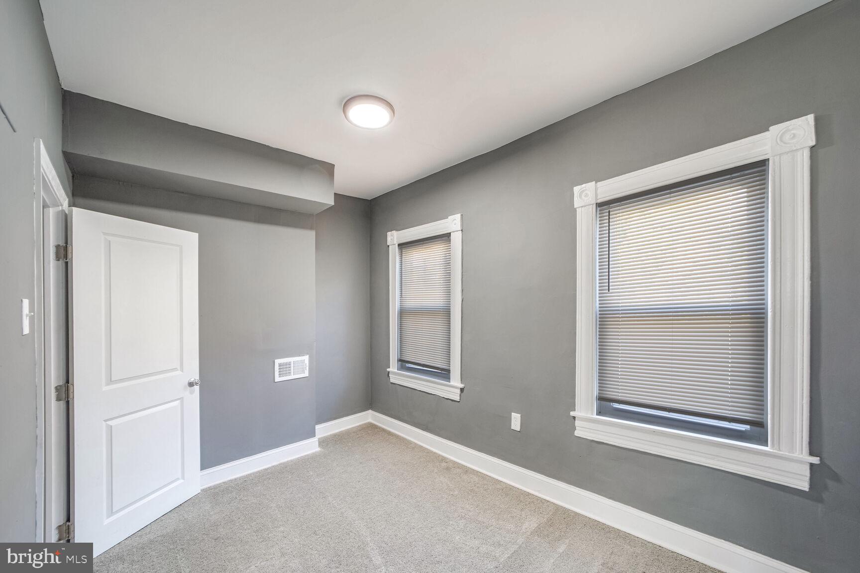 746 Dolphin Street Baltimore, MD 21217 - Photo 8 of 21