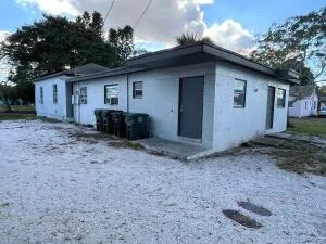 $1,650 | 1507 Ave I, Unit B, Fort Pierce, FL 34950
