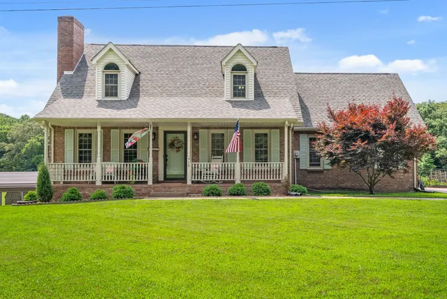 $675,000 | 915 Rocky Hollow Road, Erin, TN 37061