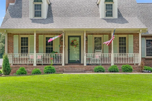 $675,000 | 915 Rocky Hollow Road, Erin, TN 37061