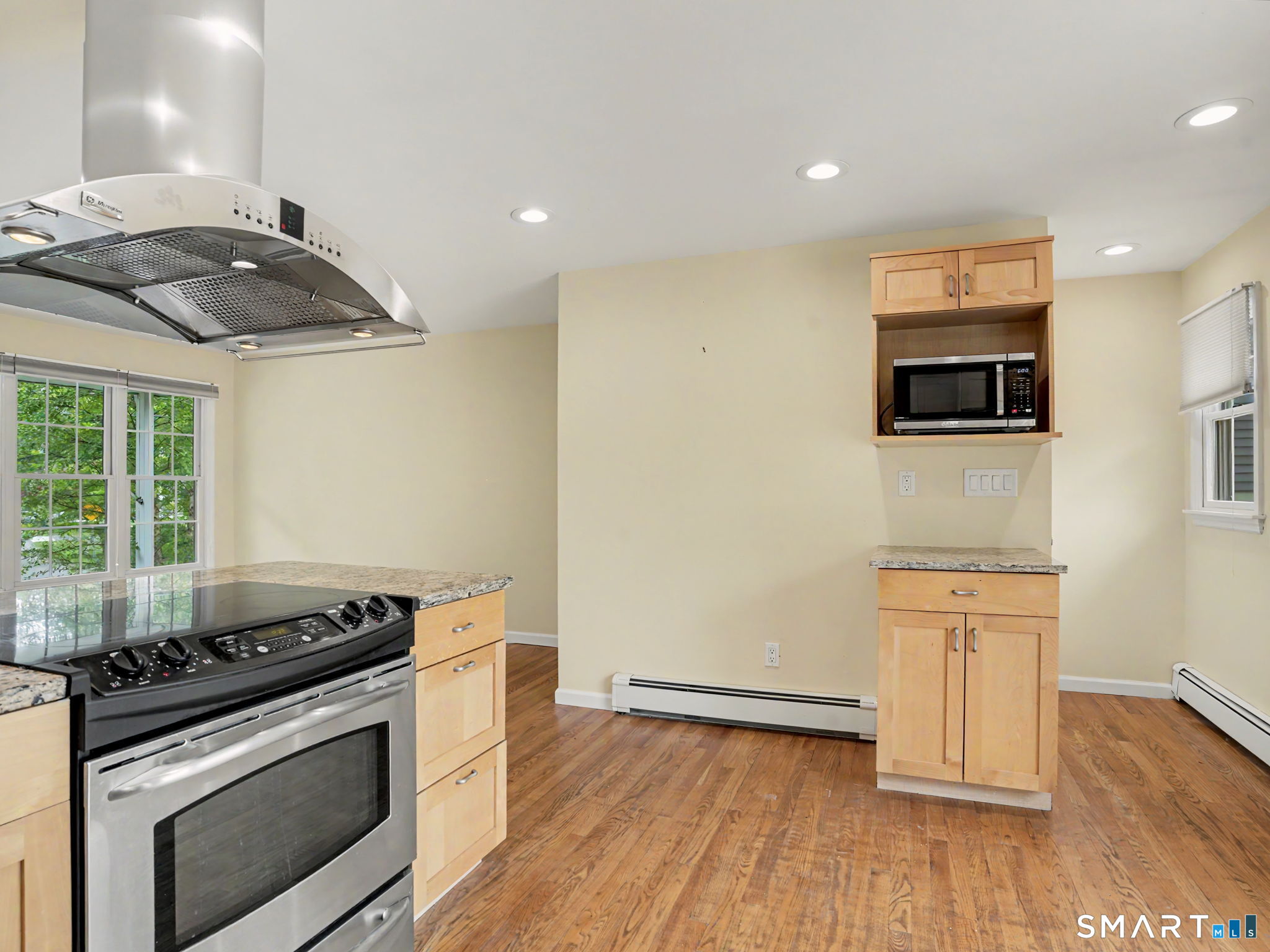 42 County Street Norwalk, CT 06851 - Photo 11 of 25