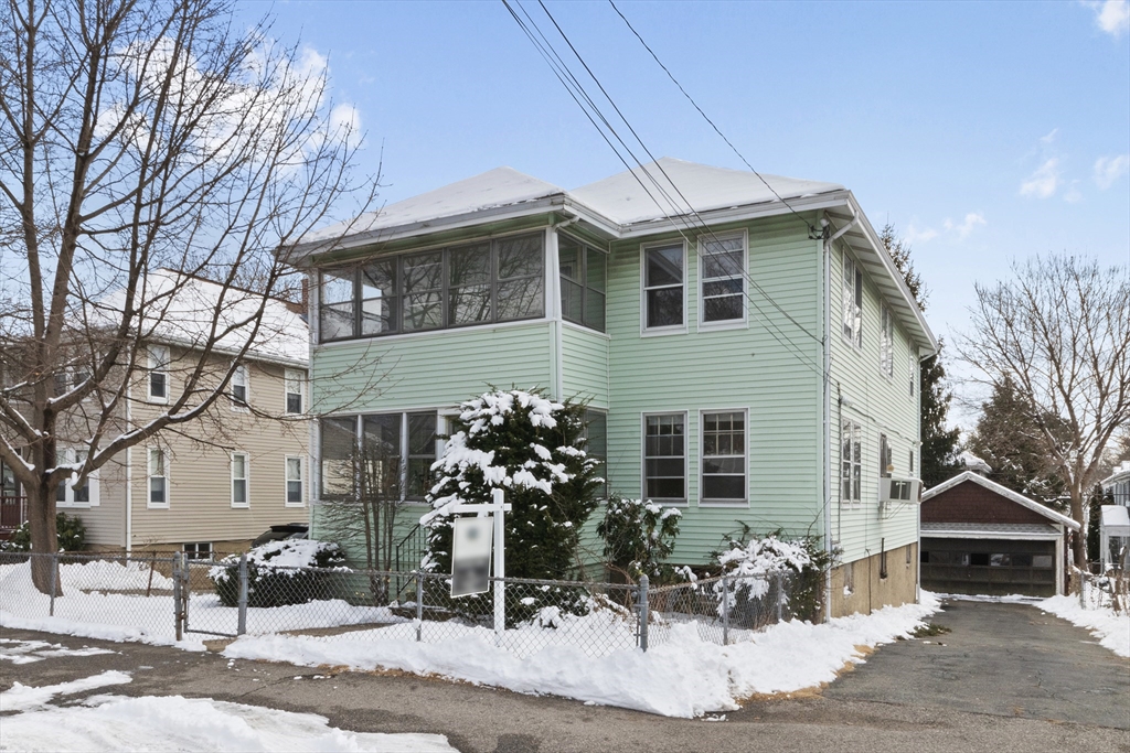 29-31 Bay State Road Quincy, MA 02171 - Photo 1 of 40 Gallery Image 1