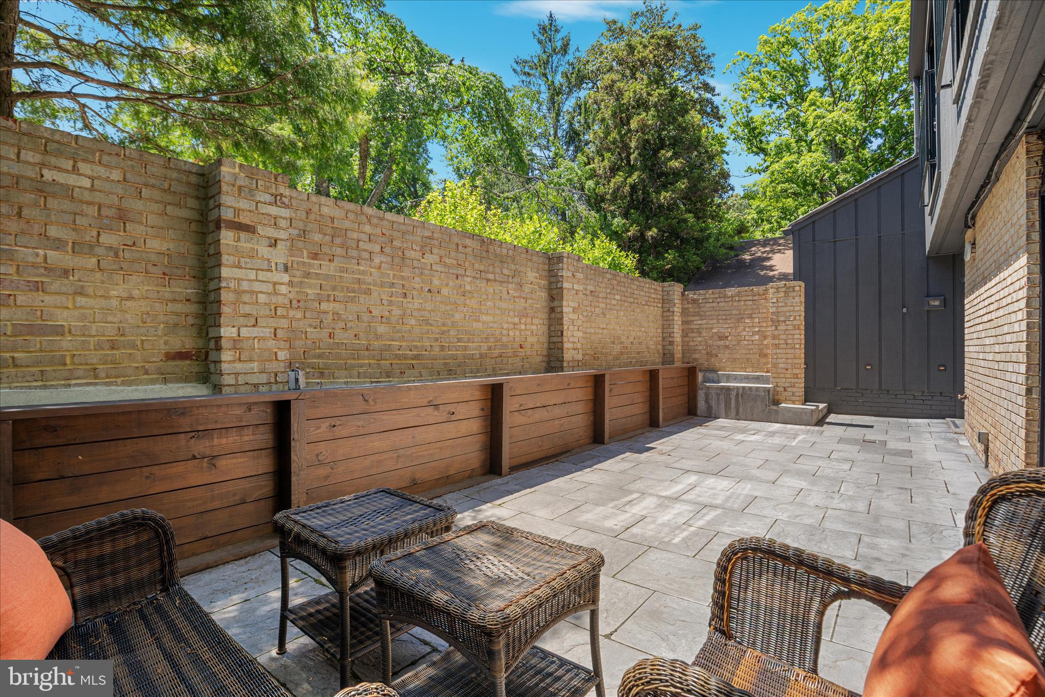 12108 Quorn Lane Reston, VA 20191 - Photo 35 of 91 Private courtyard