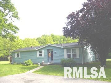 1642 Oniontown Road Walnut Hill, IL 62893 - Photo 1 of 5
