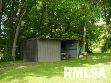 1642 Oniontown Road Walnut Hill, IL 62893 - Photo 4 of 5